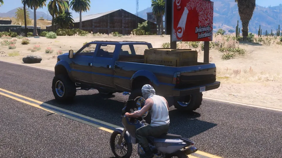 Smash N Grab 2.0: NPC Vehicle Looting for FiveM